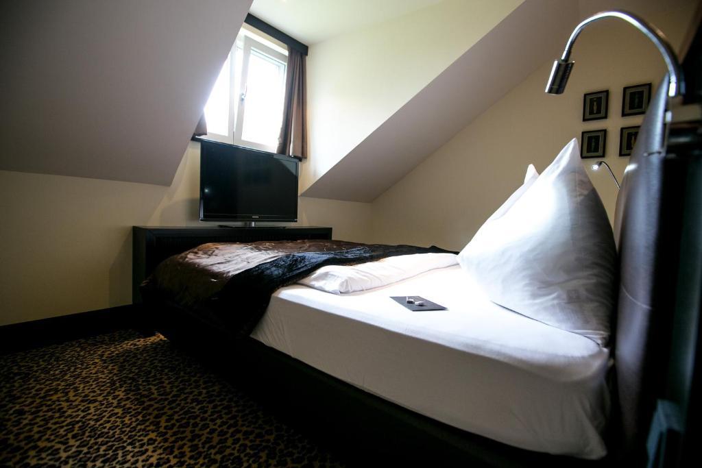 Hotel Seebrunn Am Wallersee Henndorf am Wallersee Szoba fotó